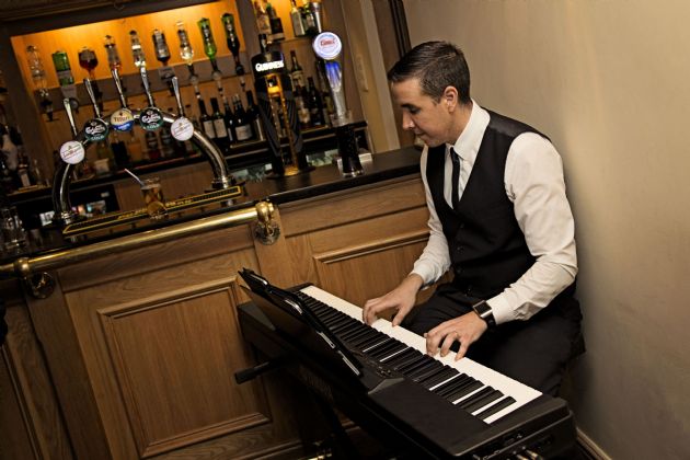 Gallery: Jay Solo Pianist